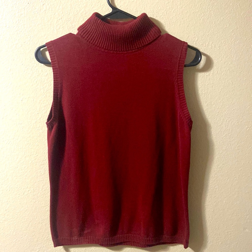 Size small wine red turtleneck tank top sweater